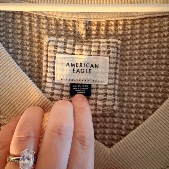 American Eagle Outfitters Beige V-Neck Sweater - Picture 4 of 4